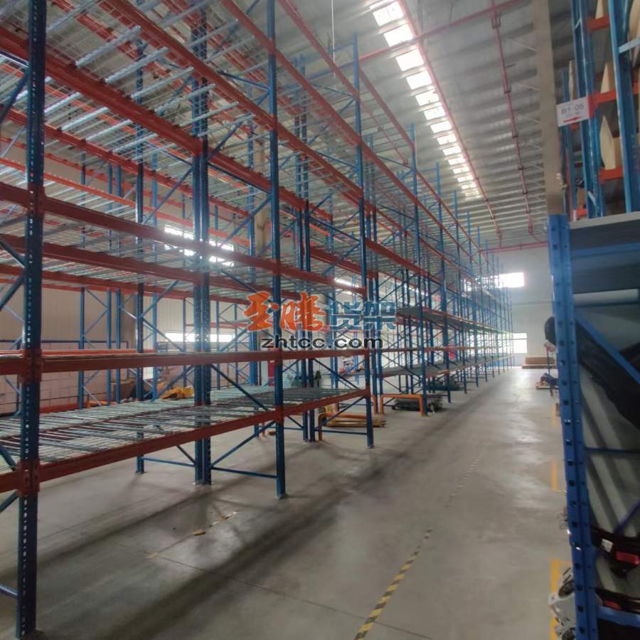 電動(dòng)車(chē)倉(cāng)庫(kù)貨架