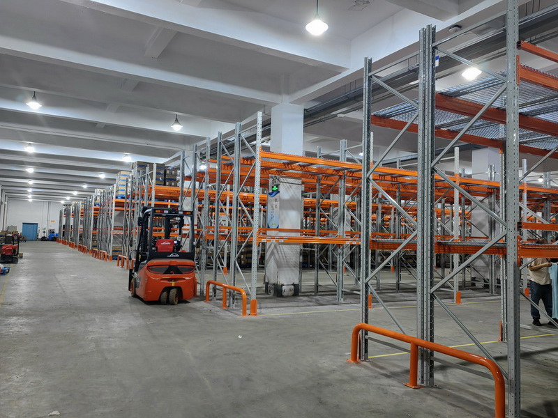 重型鋼層網(wǎng)貨架